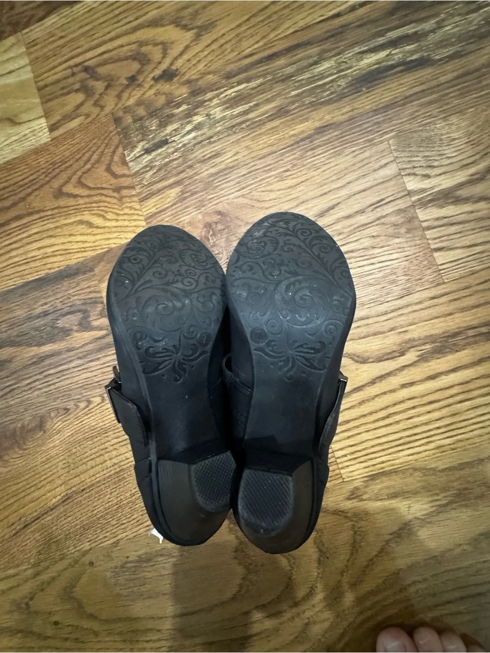 Pesaro Black “MARIA” Mary Jane’s  Black Mary Jane heels with Round Buckle Strap